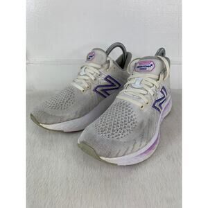 New Balance Vongo v5 Women’s Size 6.5 White Purple Running Shoes
